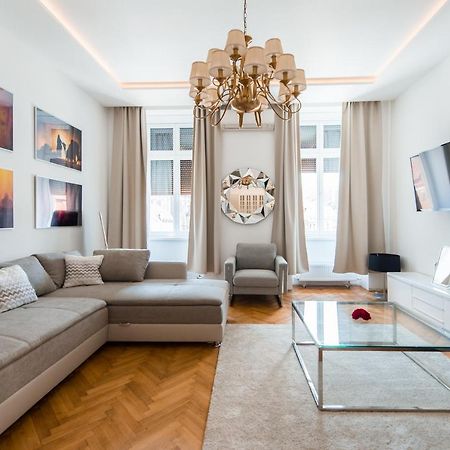 Casa Mandl Apartment Brasov Bagian luar foto