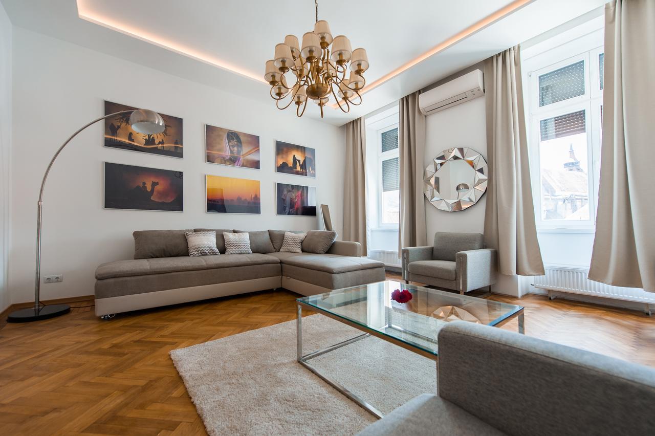 Casa Mandl Apartment Brasov Bagian luar foto